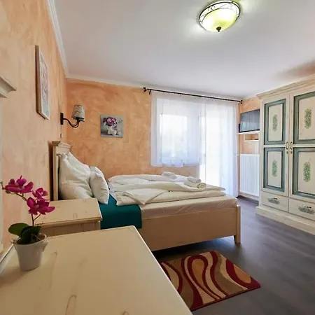 Bed & Breakfast Szent Kristof Vendeghaz Zamárdi